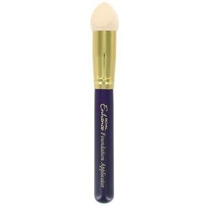 5 Reasons To Love Our New Men’s Foundation Applicator
