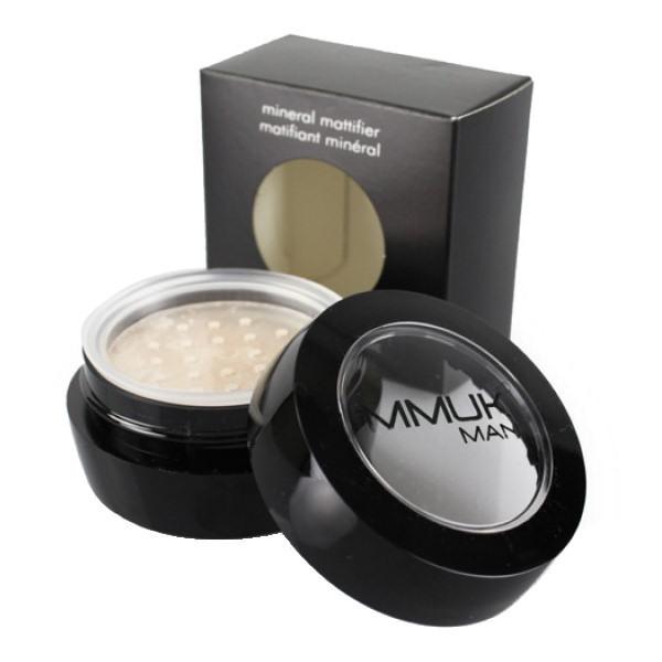 6 Hidden Benefits of Mineral Men’s Makeup